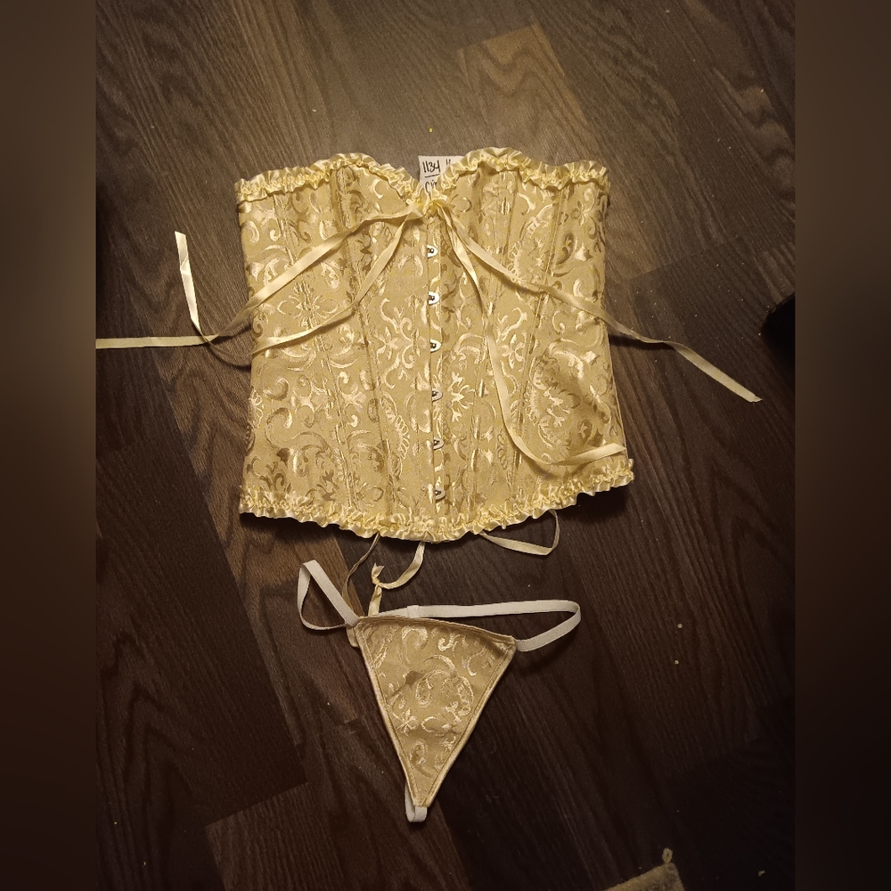 Corrset and thong set